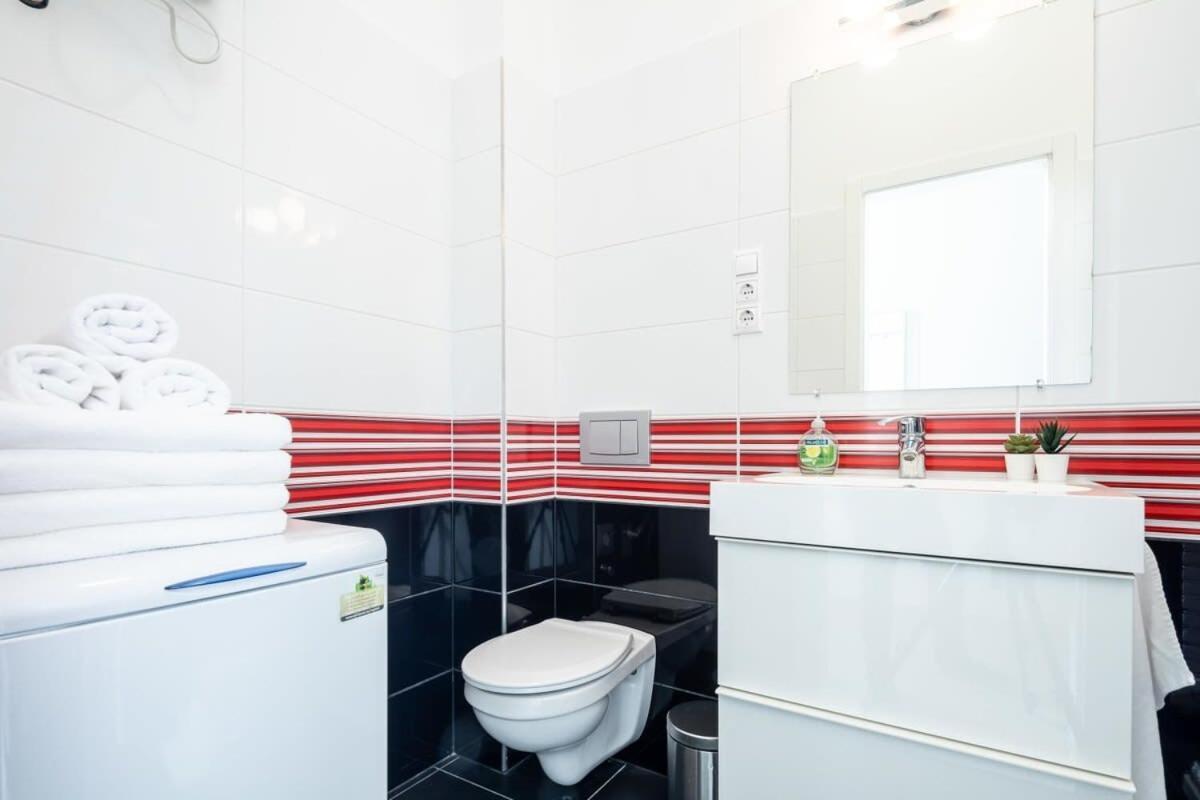 Bright & Large Apartment At Top Location Boedapest Buitenkant foto