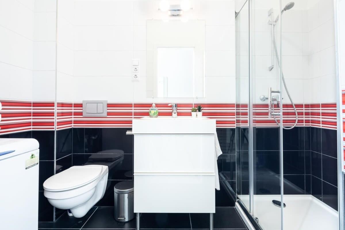 Bright & Large Apartment At Top Location Boedapest Buitenkant foto