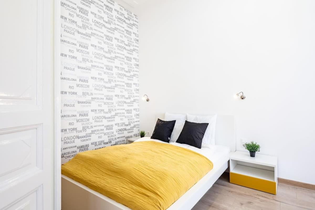Bright & Large Apartment At Top Location Boedapest Buitenkant foto