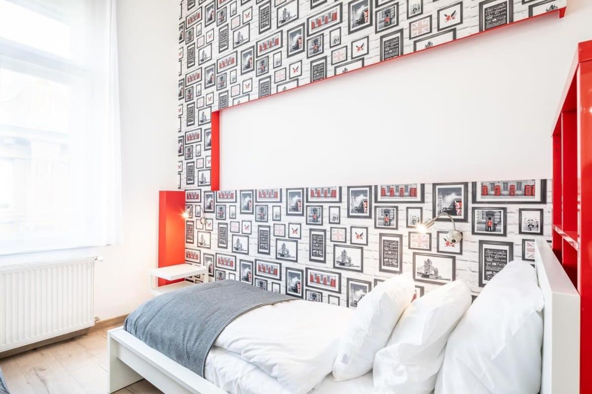 Bright & Large Apartment At Top Location Boedapest Buitenkant foto